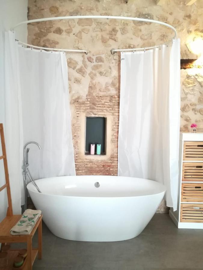 Suite Independiente De 45 M2 Con Banera En Pleno Casco Viejo Альтеа Экстерьер фото